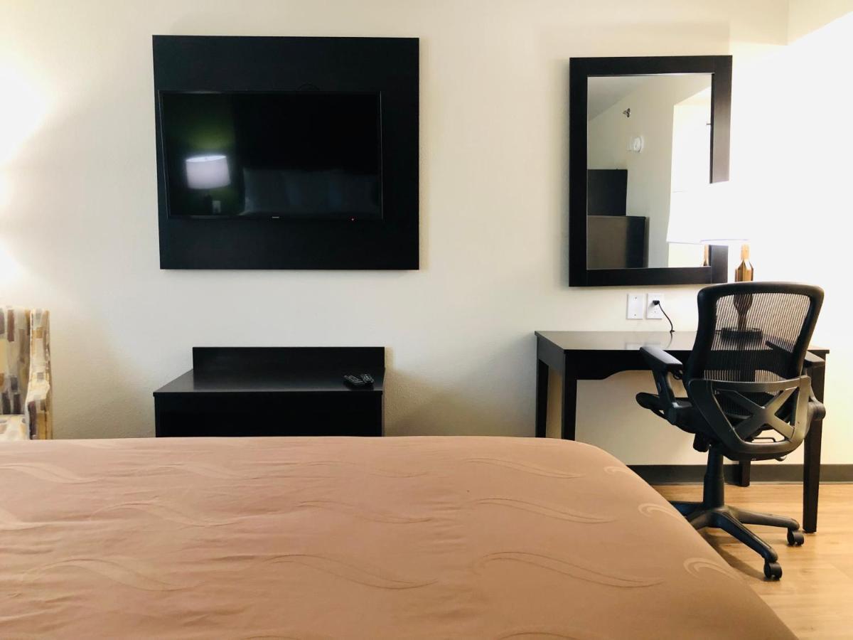 Quality Inn & Suites Lake Charles South Kültér fotó