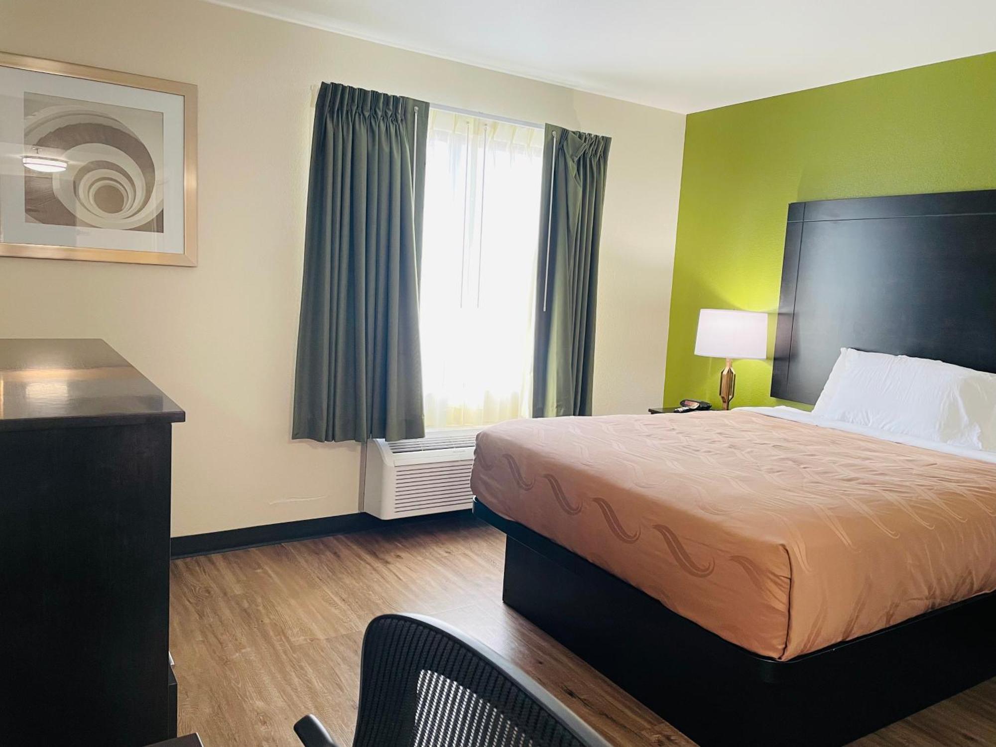 Quality Inn & Suites Lake Charles South Kültér fotó