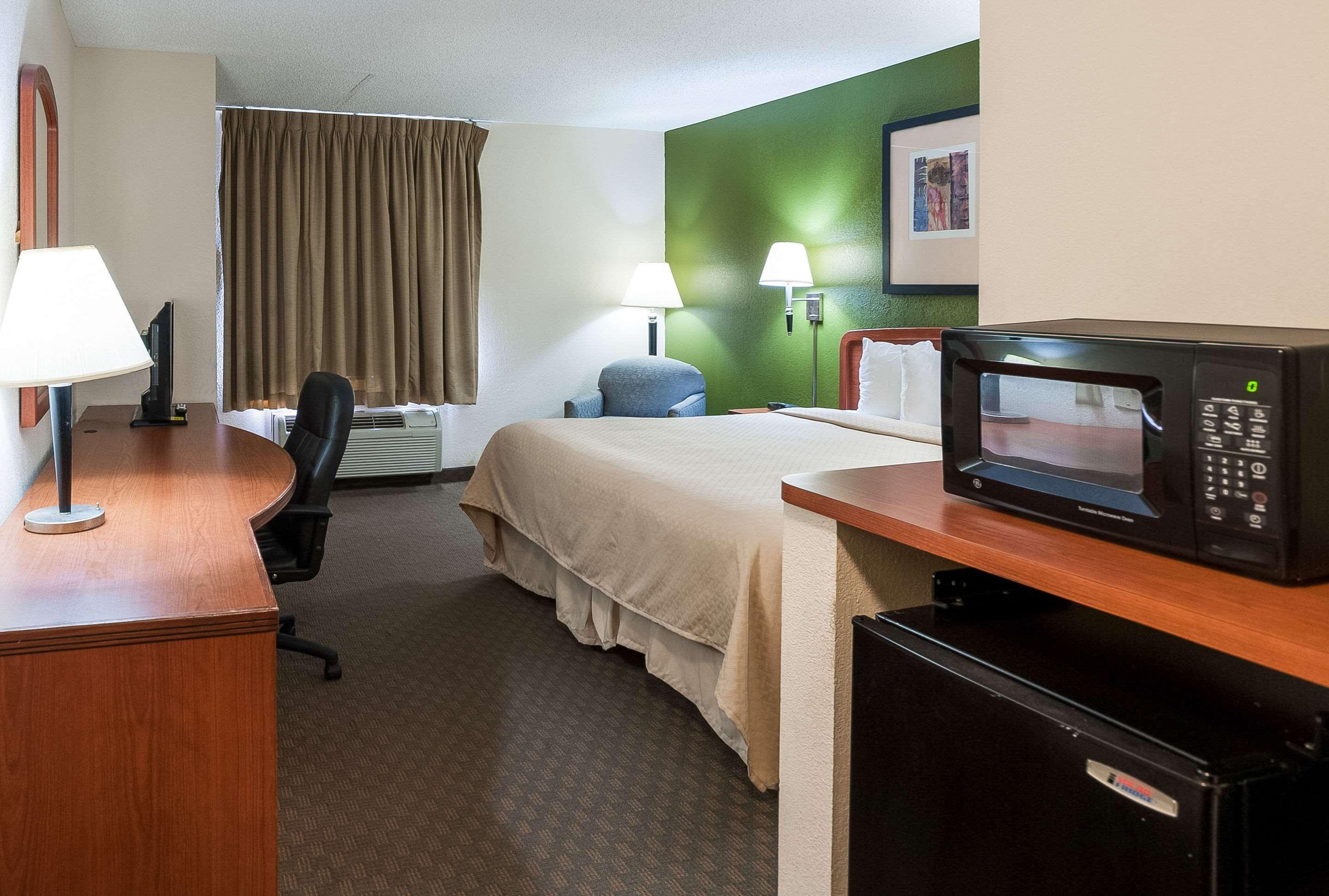 Quality Inn & Suites Lake Charles South Kültér fotó