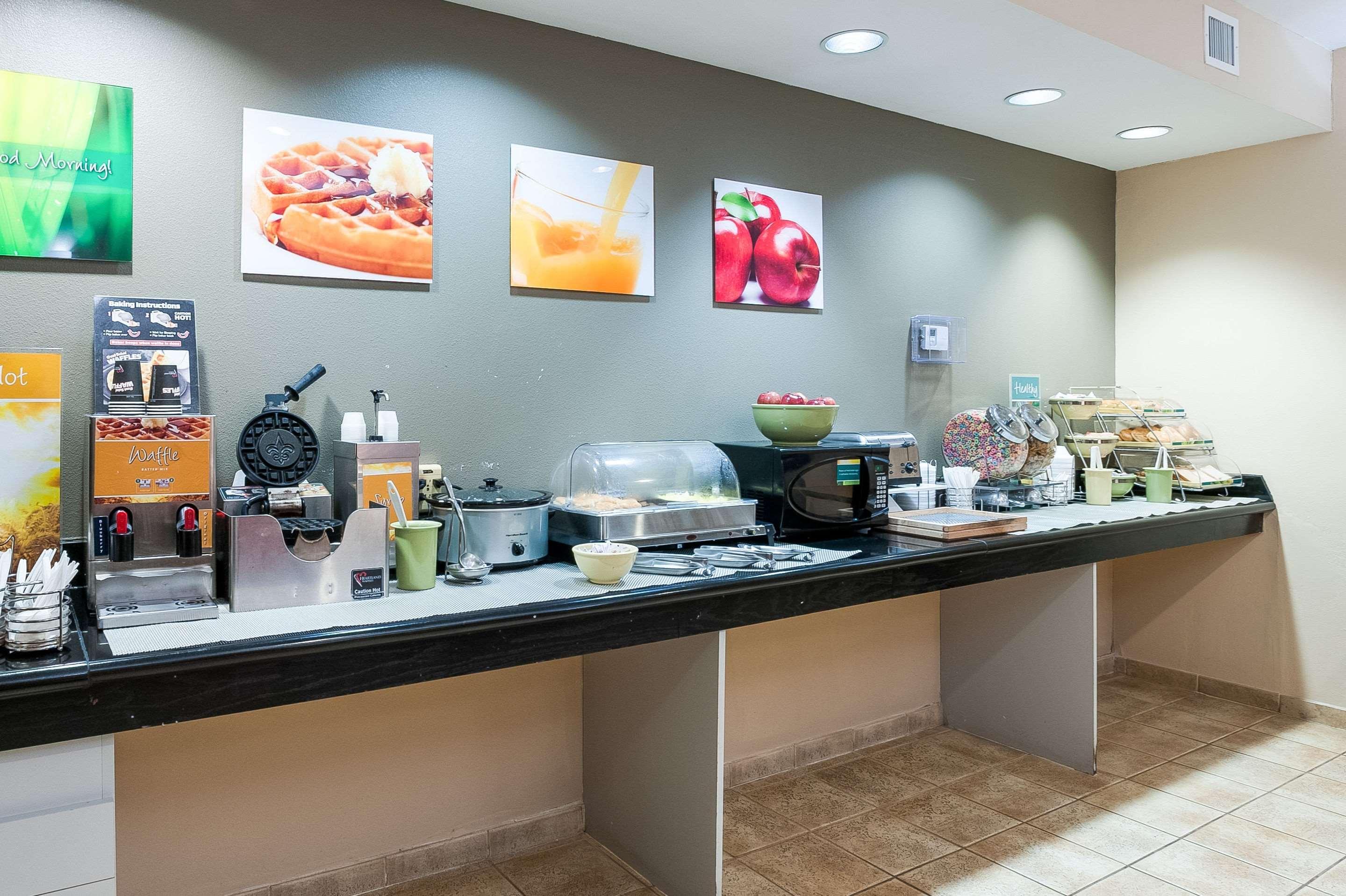 Quality Inn & Suites Lake Charles South Kültér fotó