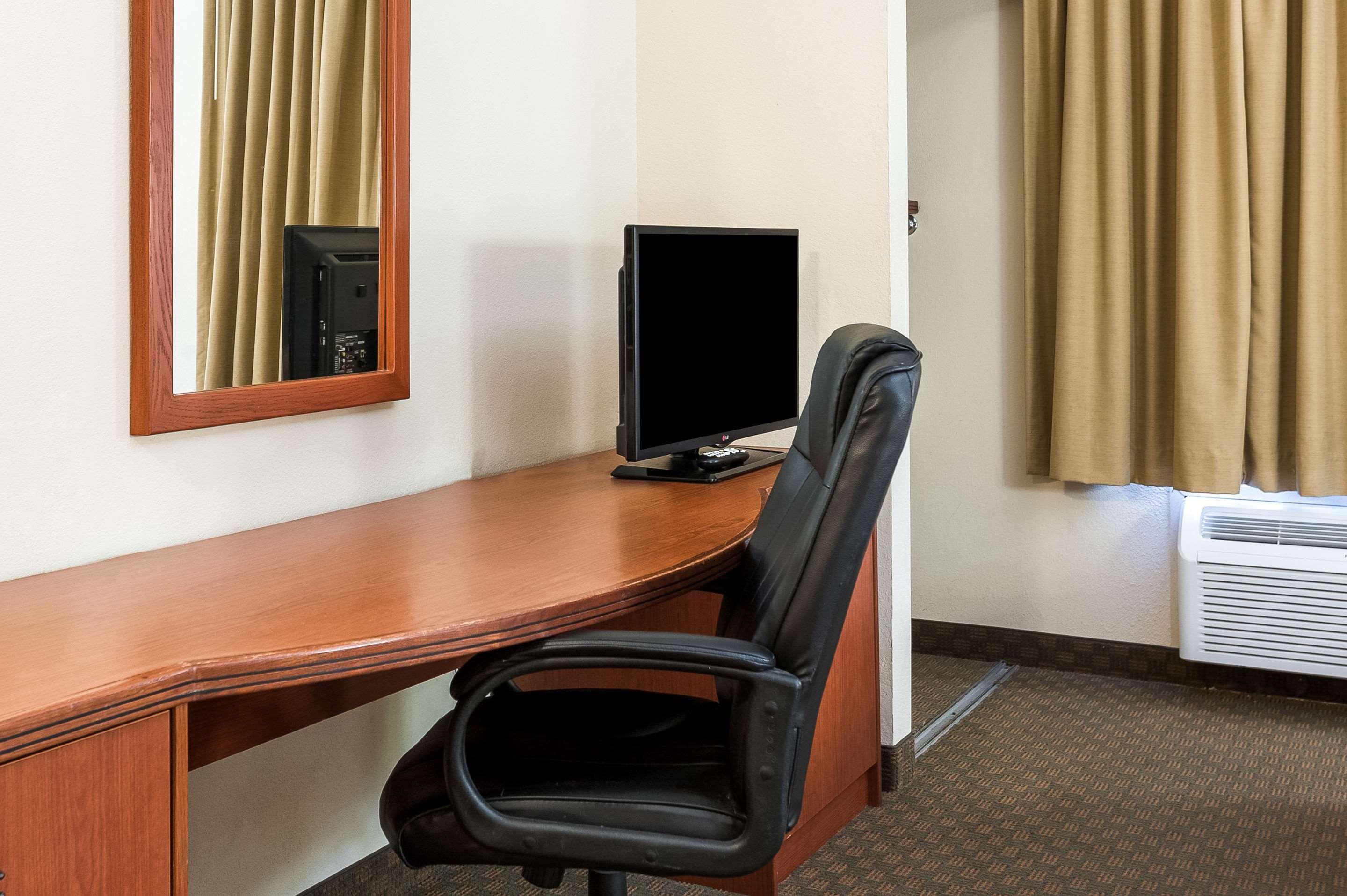 Quality Inn & Suites Lake Charles South Kültér fotó