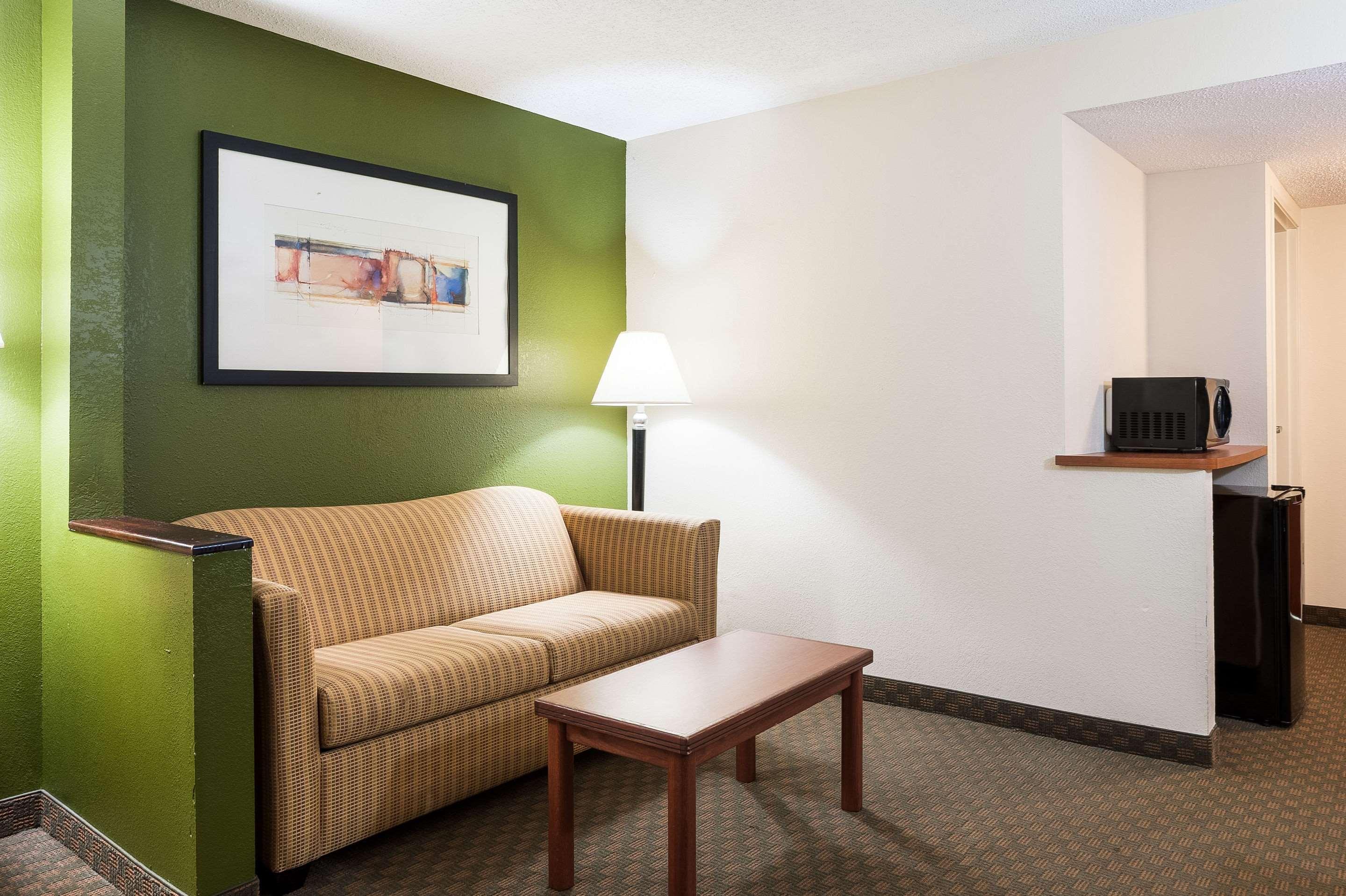 Quality Inn & Suites Lake Charles South Kültér fotó