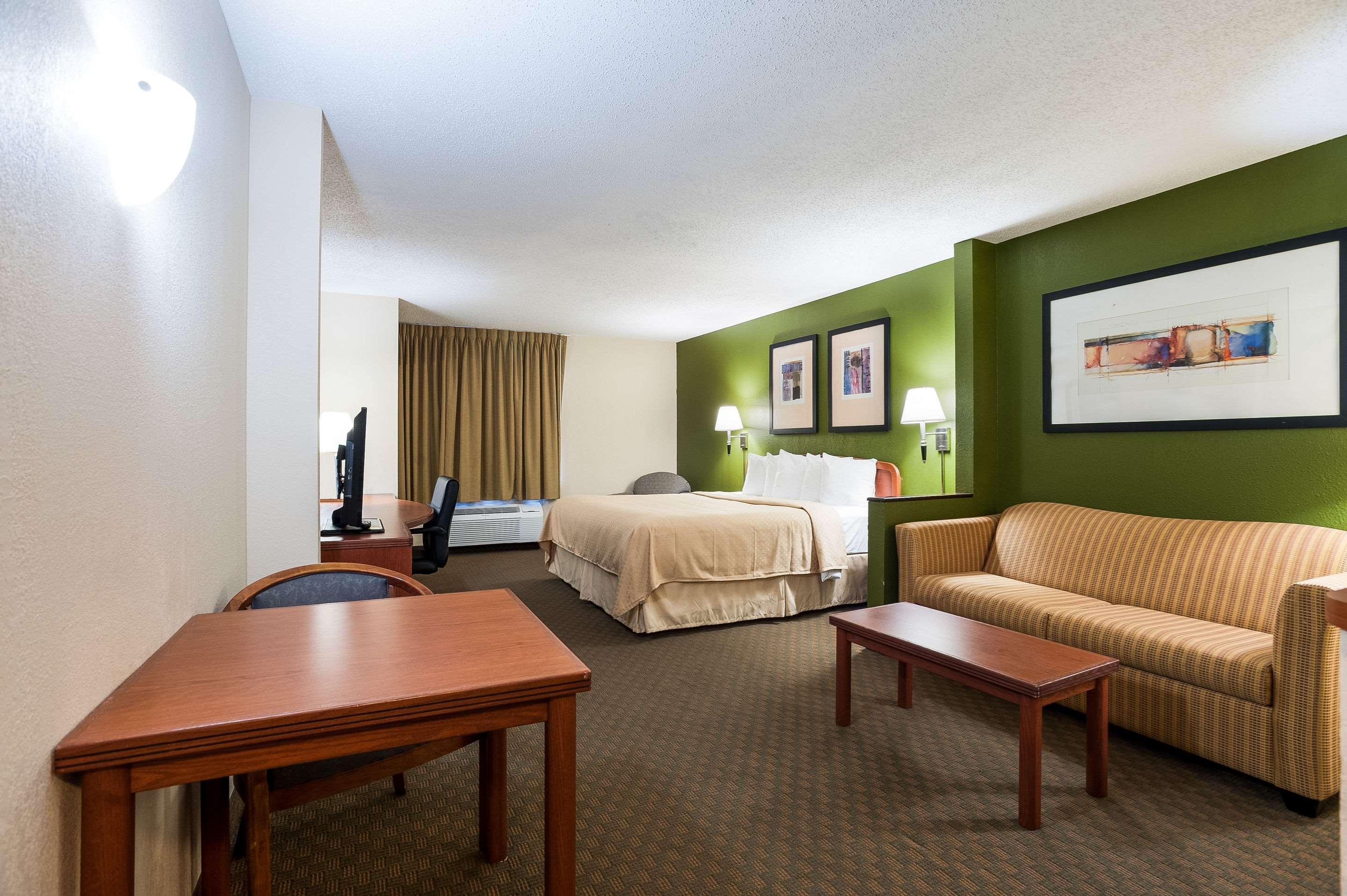 Quality Inn & Suites Lake Charles South Kültér fotó