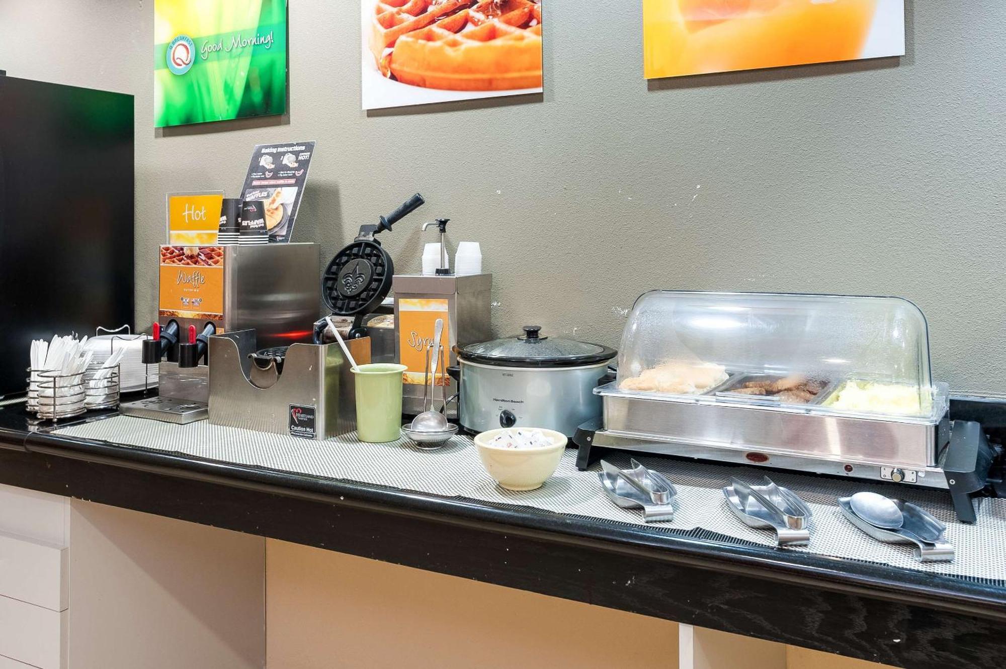 Quality Inn & Suites Lake Charles South Kültér fotó