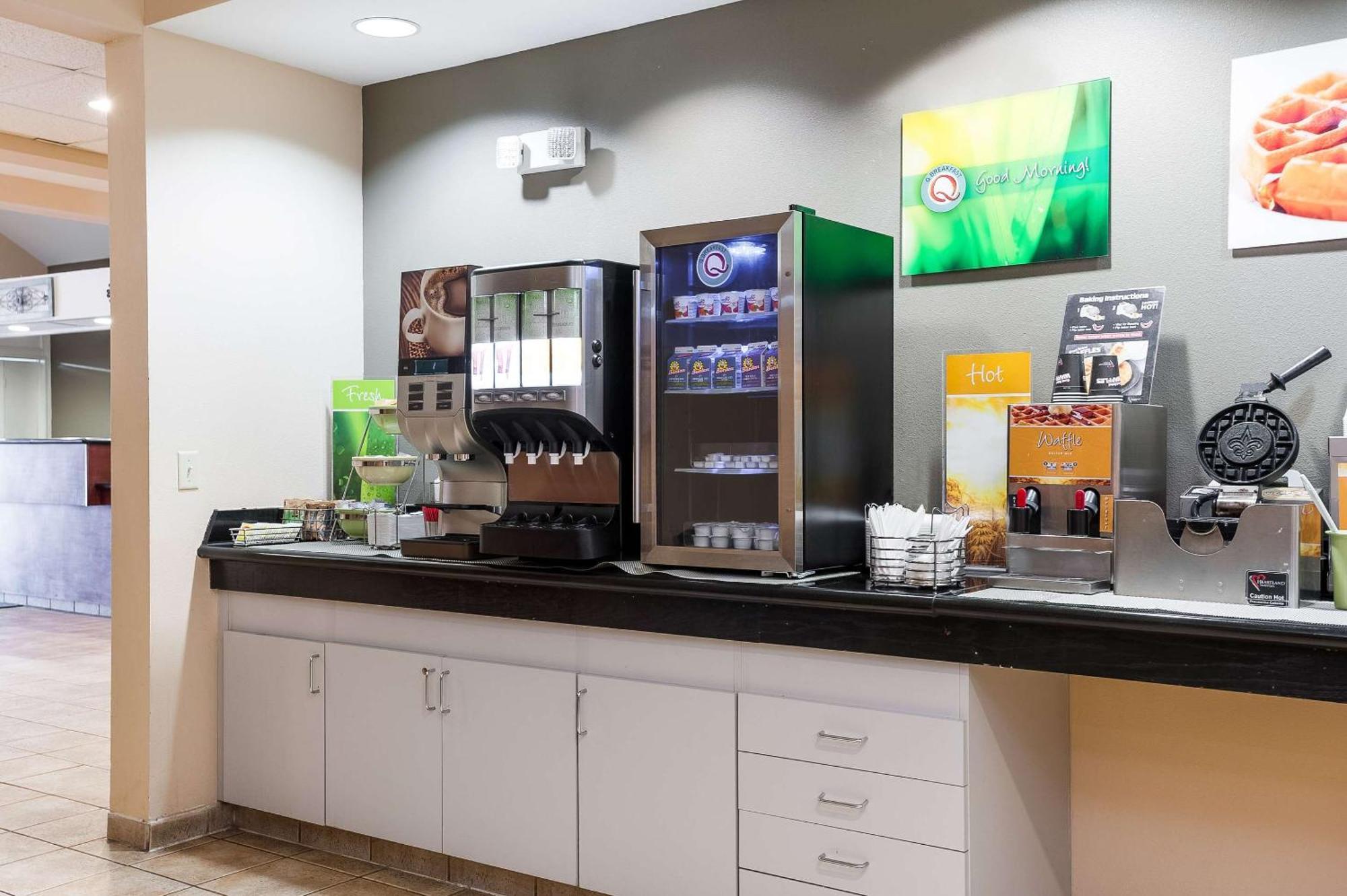 Quality Inn & Suites Lake Charles South Kültér fotó